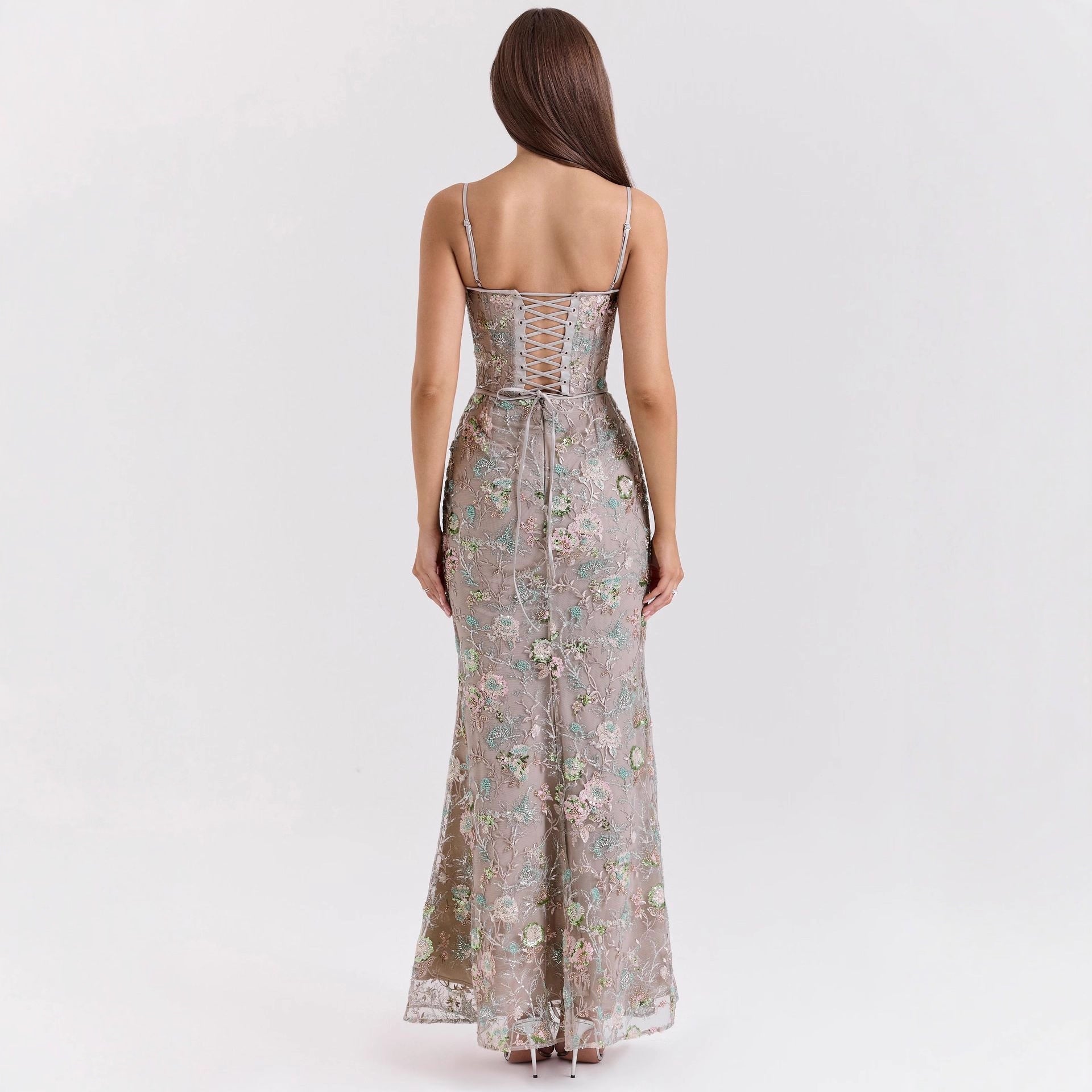 Women's Style Elegant And Chic Low Neck Sleeveless Sexy Backless Lace Up Dress